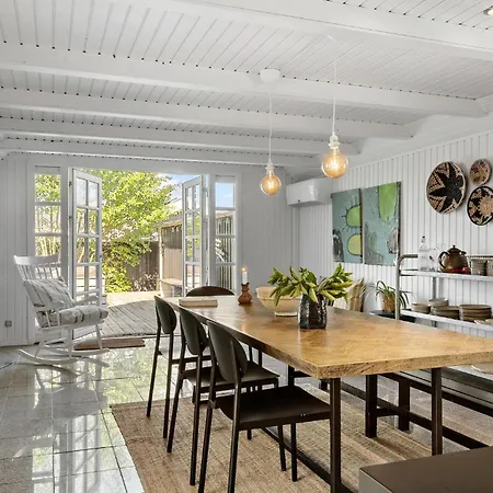 度假居 2 Bedroom Beautiful In