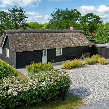 度假居 2 Bedroom Beautiful In