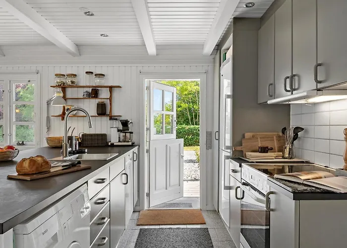 2 Bedroom Beautiful In 度假居